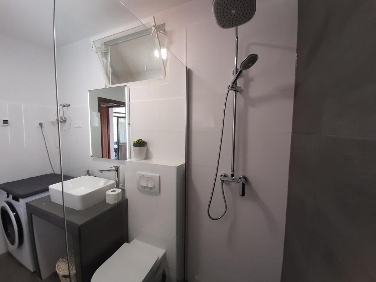 Apartment Boni شيبينيك المظهر الخارجي الصورة